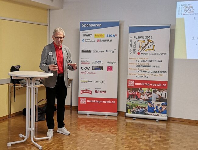 Ruedi Lang vom Musiktag Ruswil informiert über das Ressort Musik
