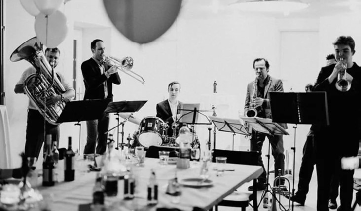 Unterhaltung Samstag 3. Juni: Frou Barmettler spielt am Luzerner Jugendmusikfest auf der Openair Bühne