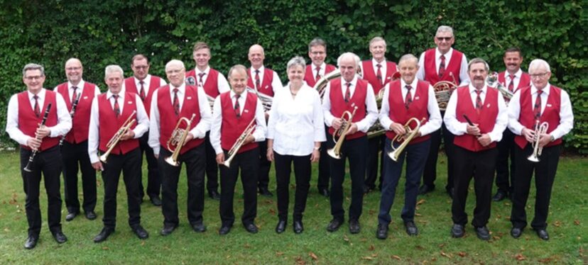 Unterhaltung Freitag 2. Juni: Auftritt der Rottal Musikanten am Musiktag Ruswil unter der Leitung von Angela Achermann